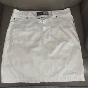 Izod Women's Mini Skirt